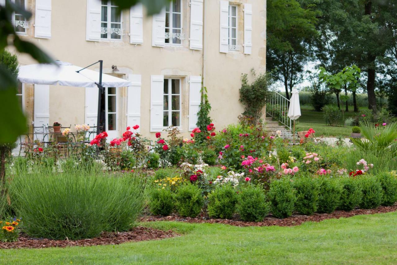 Maison D'Hotes De Charme Les Bruhasses คอนโดม ภายนอก รูปภาพ